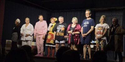 Pièce de théâtre "Le week end des parents" par la Compagnie La Plume et le Masque