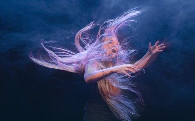 Conte « Née le 8 mars 1977 »par Céline Ripol