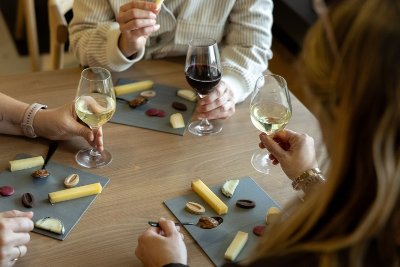 Chocolats, vins & fromages