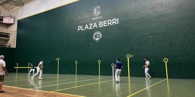 Pelote basque : championnat Pays Basque Paleta cuir à Plaza Berri