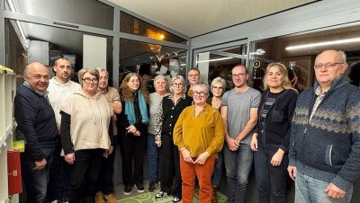 Repas poule farcie et soirée dansante à Pons