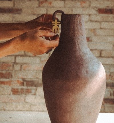 Exposition "Silhouettes, du croquis à l'oeuvre, fusion de femmes et de savoir-faire"