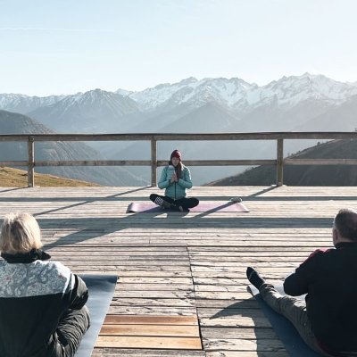 Yoga au sommet
