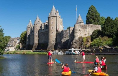 Location de canoës, kayaks, paddles et pédalos