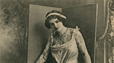 Le Tour du monde en 80 cartes postales