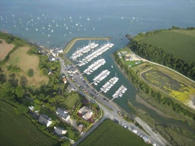 Marché artisanal et troc de vêtements