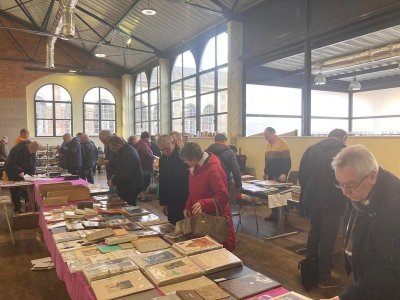 35ème salon de la carte postale et toutes collections