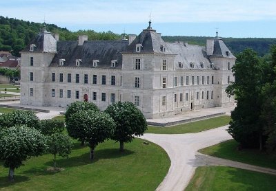 Ancy-le-Franc et son château