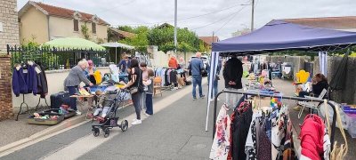 Les Puces des Couturières & des Loisirs Créatifs