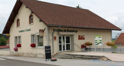 Visite de la fruitière de Bonnétage