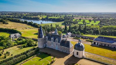Les Rochers de Madame de Sévigné (groupes)