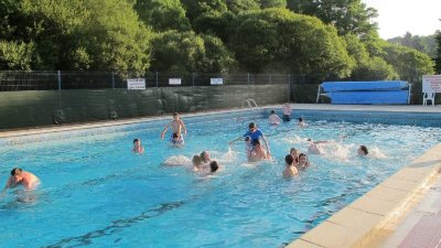 Piscine Municipale Huelgoat