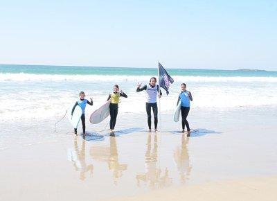 Blast Surf School : Ecole de surf et location