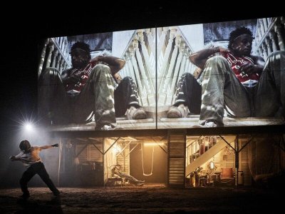 DIALOGUE AVEC CE QUI SE PASSE