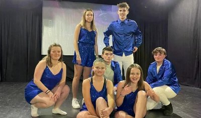 Les Variétés de Vritz Variety Village