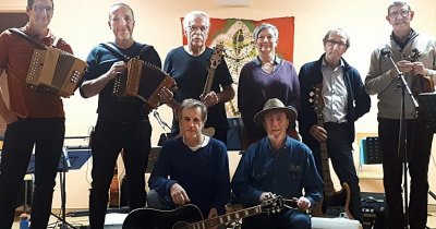 Animation musicale avec le groupe Akan