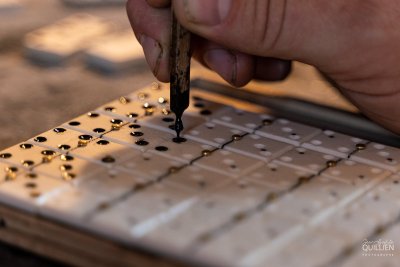 Atelier « Les secrets de la gravure sur nacre » - Journées Internationales des Métiers d’Art