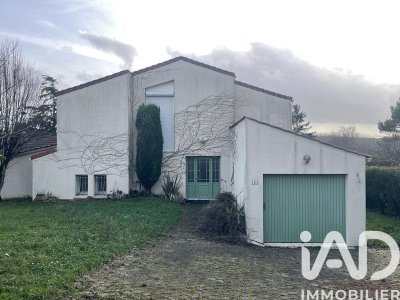 Exposition de Bee Agbee