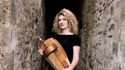 Théâtre - Il n'y a pas de ajar