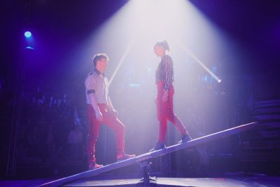 Spectacle acrobatique - I Love You Two