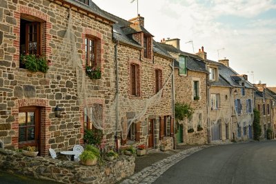 Les trois villages