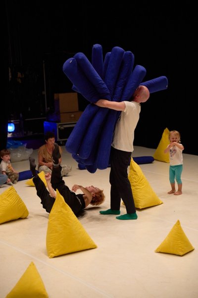 Agora Pôle National Cirque - Les Zéboulis / Collectif a.a.O