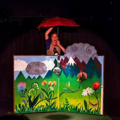 Les tout-petits au spectacle Petit Escargot, où sont tes ailes ?