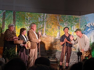 THEATRE BILINGUE AVEC LE GRUP ULTERA