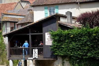 Exposition à l'Oustàu Dou Saleys