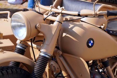 Ronde des vergers en vieille moto