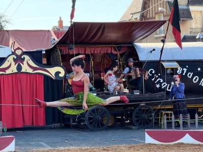 Cirque Bidon : Sand pour Sand Bidon !