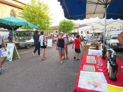 Marché fermier semi-nocturne à Champagnac-la-Rivière et animation gratuite