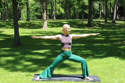 Yoga au Lac de Saint Pardoux