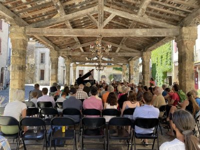 FESTIVAL EN BLANC ET NOIR - NIZAR ROHANA,