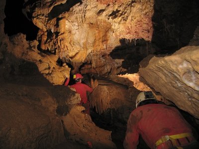 Eté actif: Spéléologie à la grotte de Beaussac