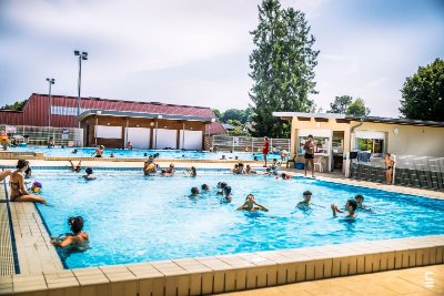 Piscines en fête, structure gonflable géante