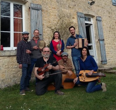 Chant sous les voûtes et bal trad