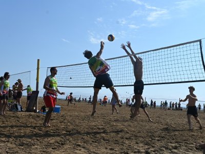 OPEN BEACH VOLLEY