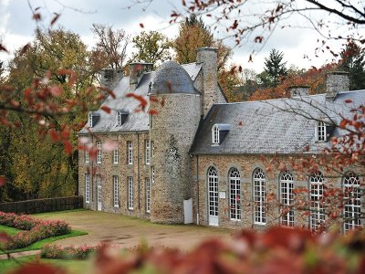 Le Soleil a rendez-vous avec la Lune : promenade spectacle nocturne au château de Pontécoulant