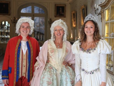 Visite théâtralisée aux chandelles : "On s'agite au château !"