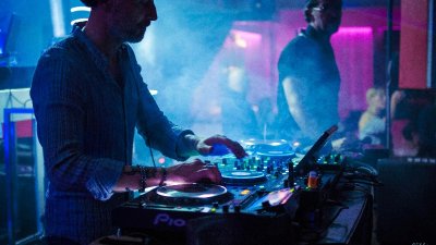 Soirée DJ à Monceaux-sur-Dordogne