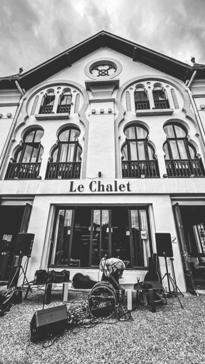 Concert au Chalet avec Tekema