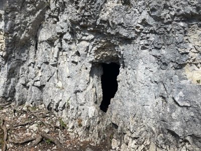 Grotte à Pierre du Bourg - N°18