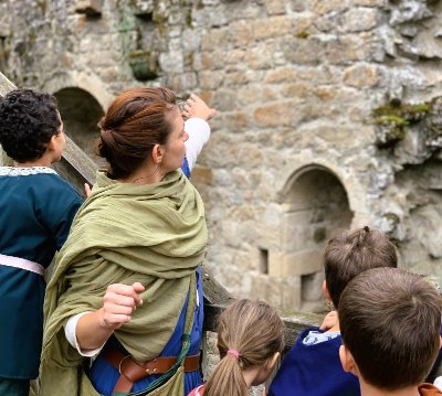 Visite guidée des Tours de Merle (1h30)
