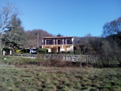 Bibliothèque de Barnas