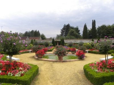 Parc et château de Bouges