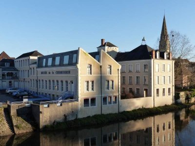 Musée de la chemiserie et de l'élégance masculine et son jardin textile