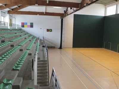 Complexe sportif Larrendart (squash, pelote)