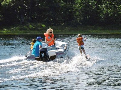 Plan d'eau de loisirs de Saint-Saud-Lacoussière