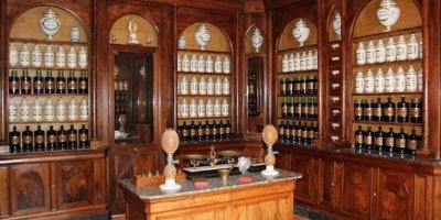 APOTHICAIRERIE DE L'HÔPITAL DE LODÈVE